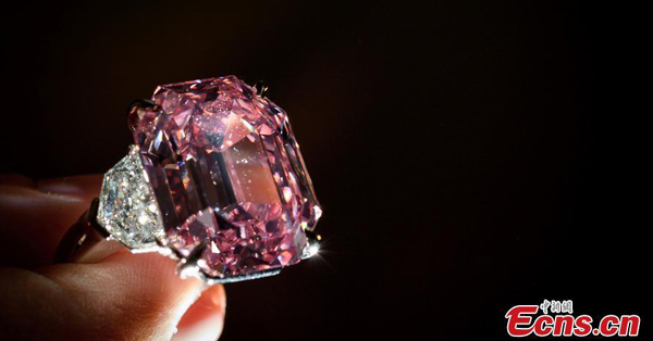 Pink Legacy diamond expected to sell for up to $50 mln at Geneva auction