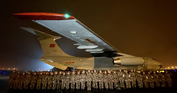 Medical aid team of Army Medical University leaves for Wuhan