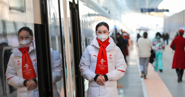 Beijing-Zhangjiakou high-speed railway marks 2-year anniv. in winter Olympic aura 