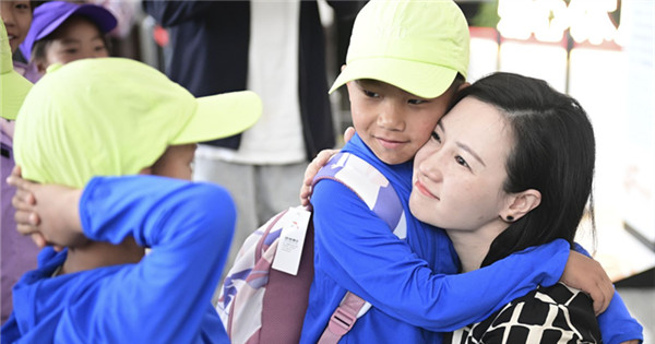 Tibetan kids return home after unforgettable visit to Beijing