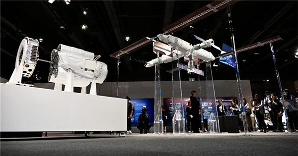 China Manned Space Exhibition kicks off in Hong Kong