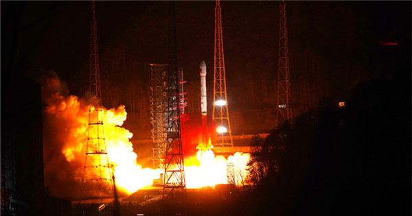 China sends high-orbit internet services satellite into space