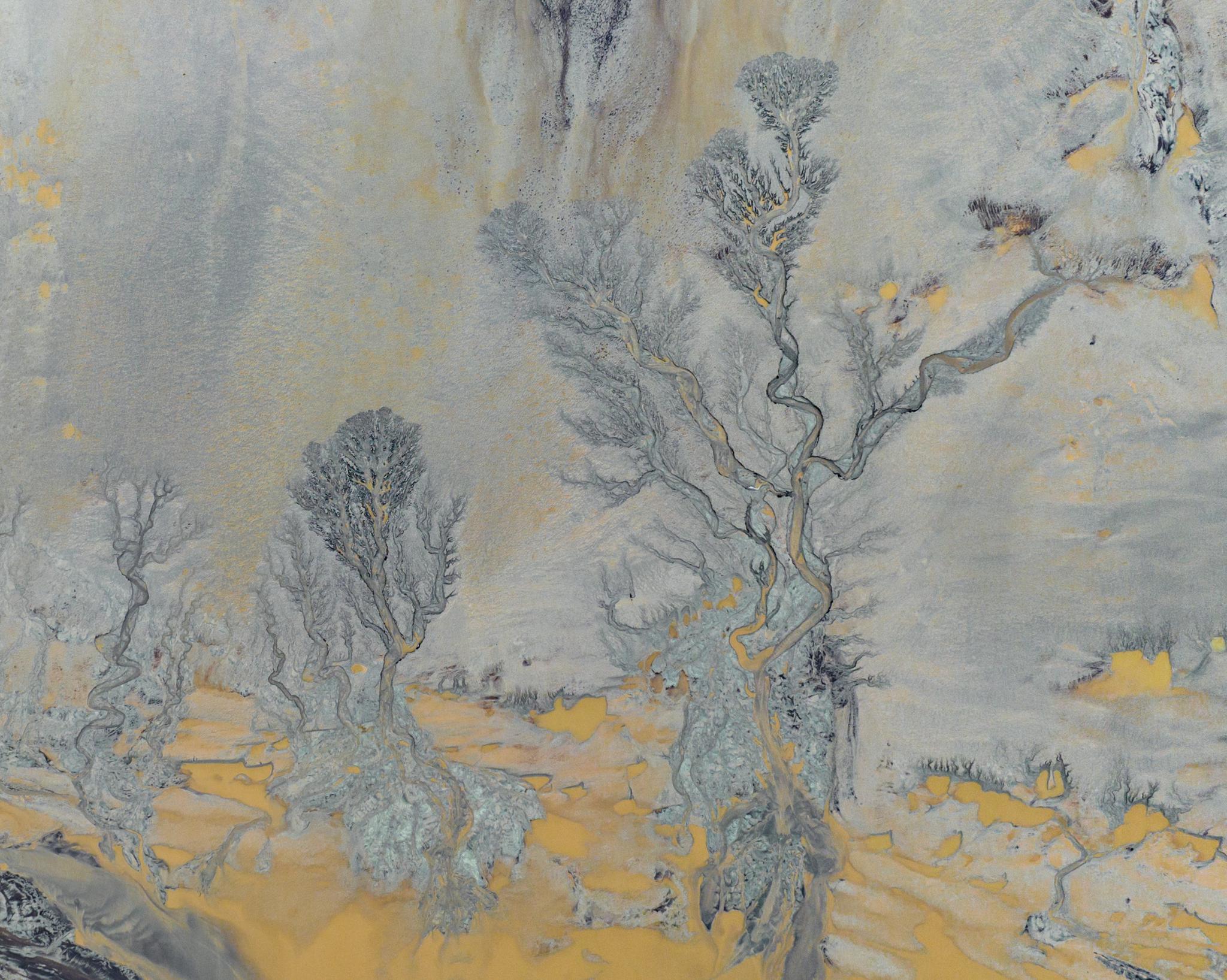 Natural patterns left on riverbed of Qiangtang River