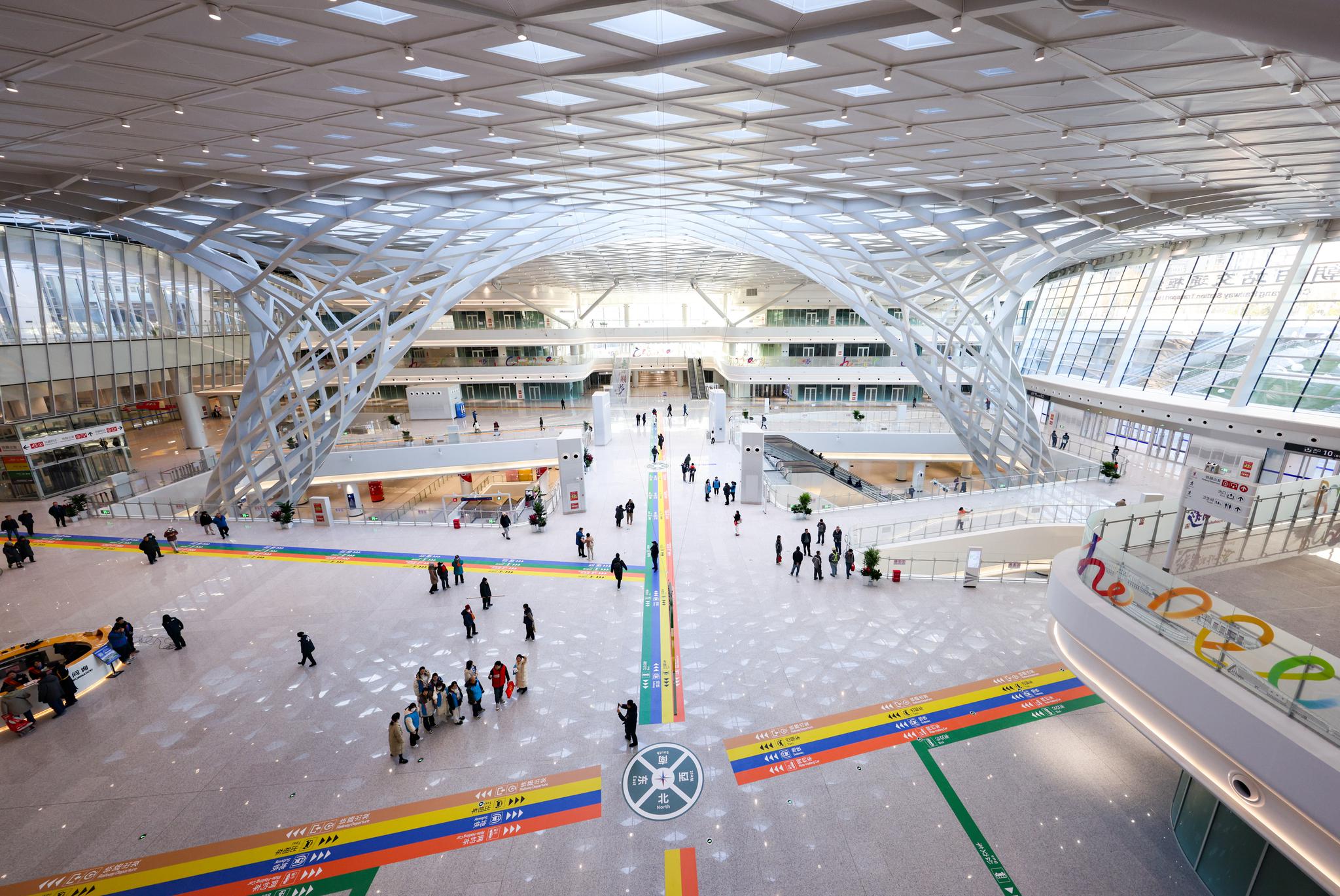 Beijing's Chaoyang Station Transportation Hub put into operation