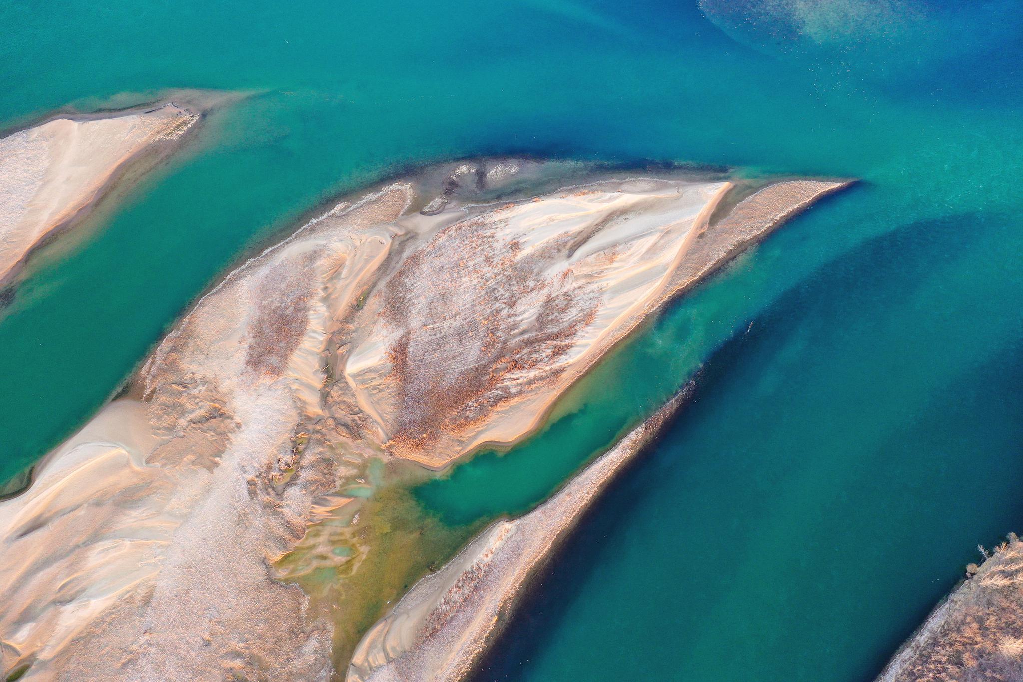 Natural pattern on Yellow River wetland 