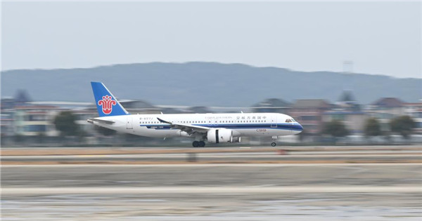 C919 aircraft deployed during Spring Festival travel rush