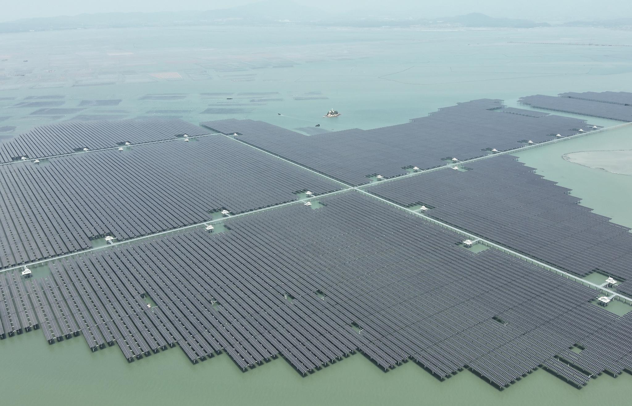 China's first offshore photovoltaic farm in high-wind-speed sea area connects to grid
