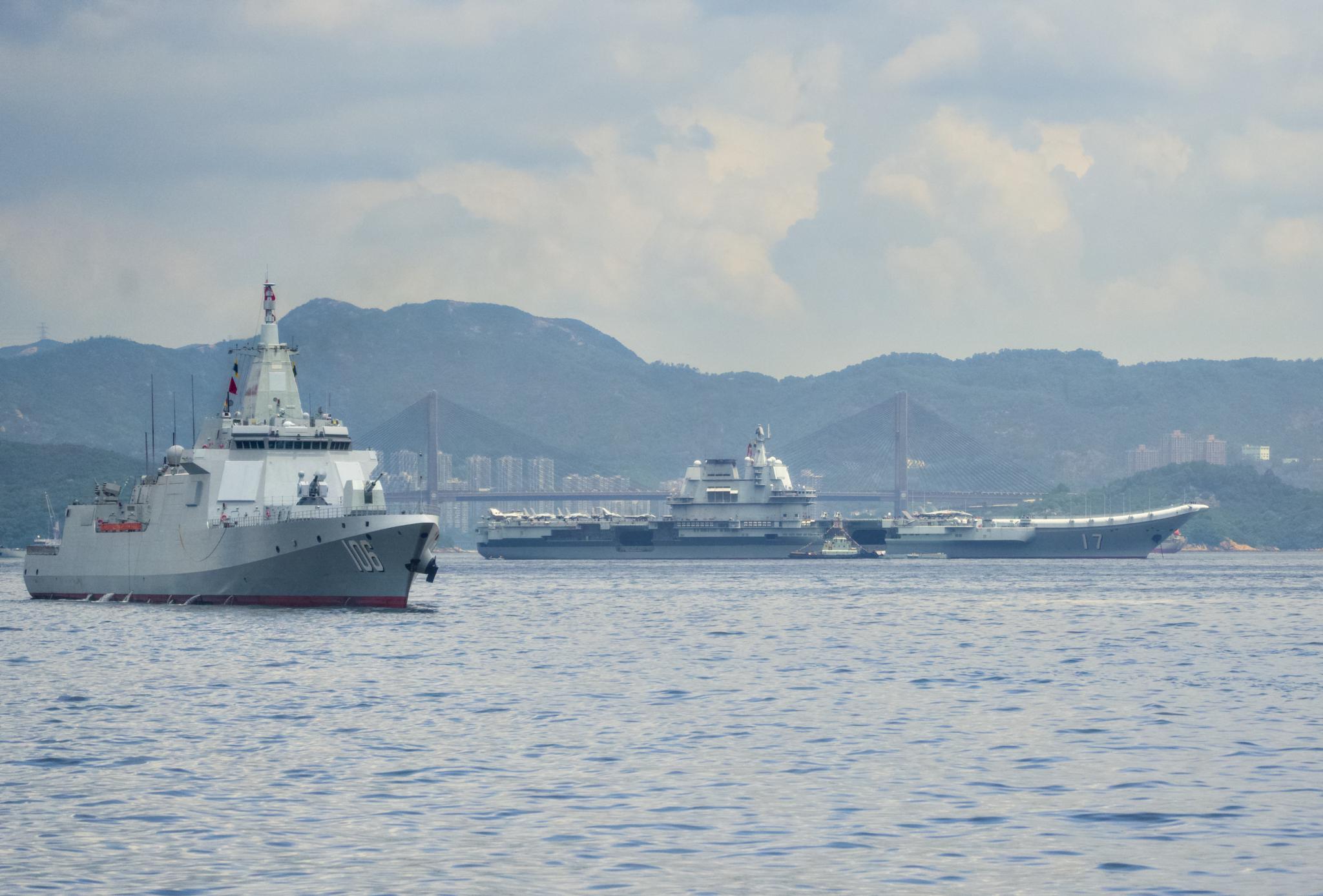 Naval fleet led by aircraft carrier Shandong arrives in Hong Kong