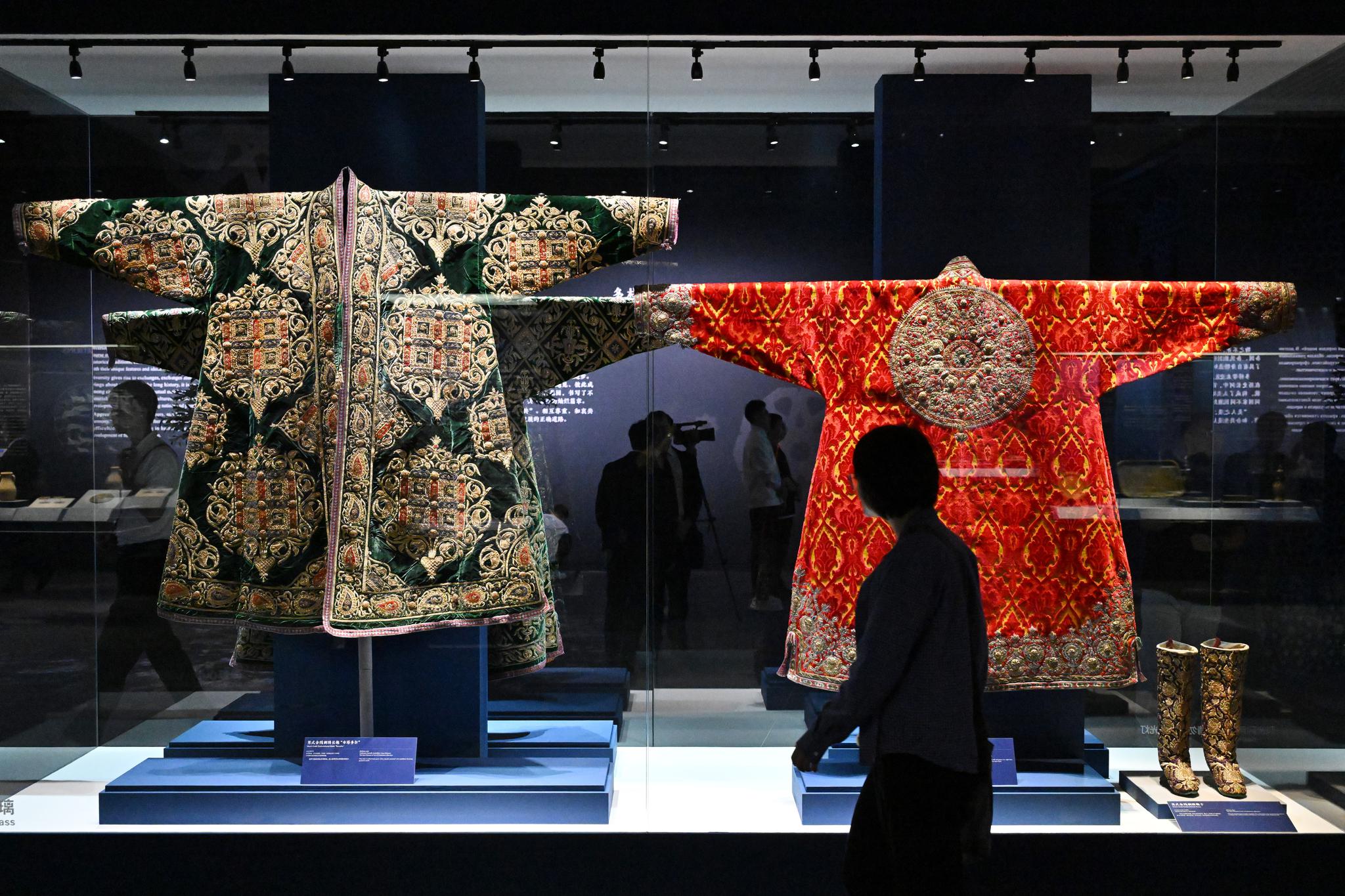 SCO-related exhibiton opens in Beijing