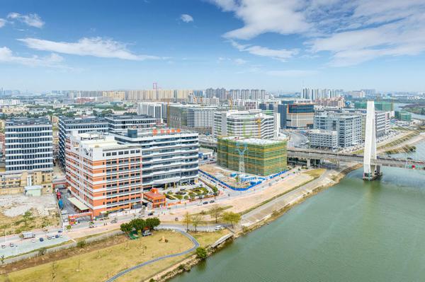 The transformation of a home appliances industrial park in Zhongshan's Huangpu town (after renovation) showcases the city's push to modernize its manufacturing sector. (PROVIDED TO CHINA DAILY)