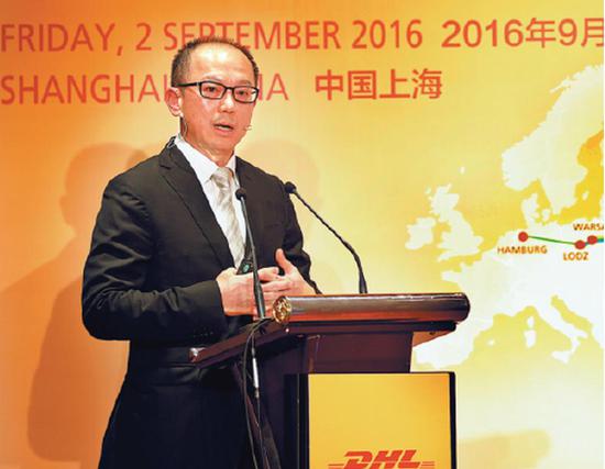 Steve Huang, CEO of DHL Global Forwarding China, speaks at an event related to the Belt and Road Initiative in Shanghai. (Photo provided to China Daily)