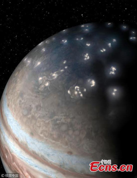 Jupiter's lightning looks a lot like Earth's 