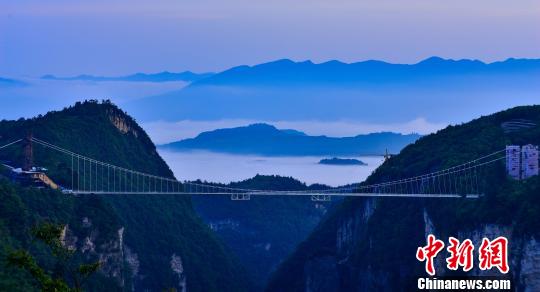 Zhangjiajie Grand Canyon Glass Bridge. (Photo/China News Service)