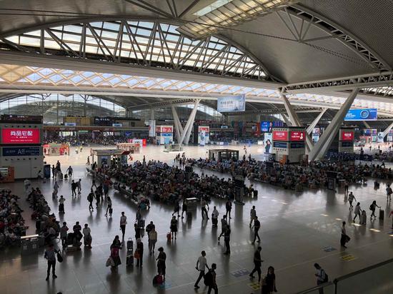 Guangzhou's South Station, one of China's busiest railway stations /CGTN Photo