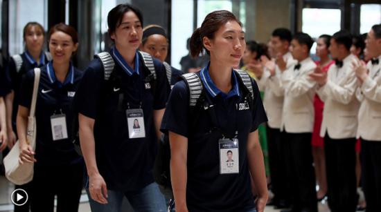 South Korean basketball players arrive in Pyongyang for friendly matches. (Photo/Screenshot from CGTN)