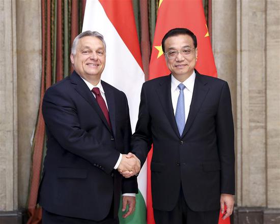 Chinese Premier Li Keqiang meets with Hungarian Prime Minister Viktor Orban in Sofia, Bulgaria, July 6, 2018. (Xinhua/Ding Haitao)