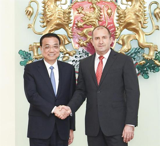Chinese Premier Li Keqiang meets with Bulgarian President Rumen Radev in Sofia, Bulgaria, July 6, 2018. (Xinhua/Gao Jie)