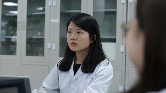 Jiang Mengnan attends a meeting at Jilin University in Changchun, Jilin Province. (Photo/China Daily)