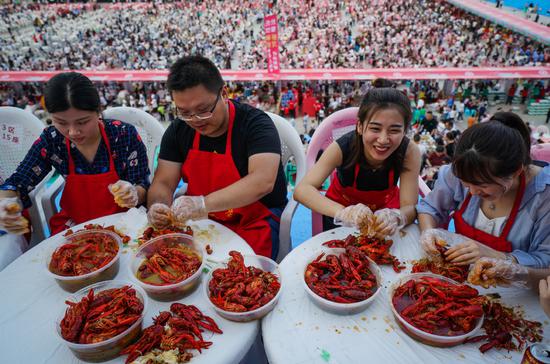 Qu Yunxiao was offered a job as a crawfish 