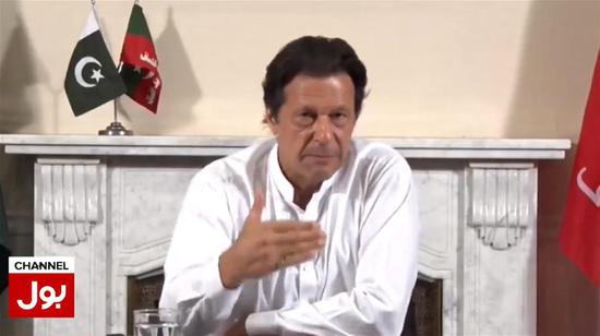 Screenshot taken from Bol news channel shows Imran Khan, chairman of Pakistan Tehrik-i-Insaf (PTI) party, speak to media in Islamabad, capital of Pakistan on July 26, 2018. Former Pakistani cricket star Imran Khan's party Pakistan Tehrik-i-Insaf (PTI) has won victory in the general elections and is now in a strong position to form the government, according to the results announced by the Election Commission on Saturday. (Xinhua/Bol News)