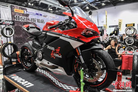 Hundreds of motorcycles on show in Beijing