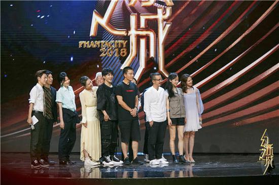 Singers, actors and film directors during the show.  (Photo provided to China Daily)