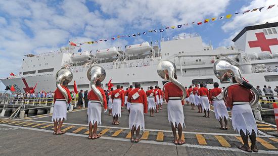 The hospital ship Peace Ark of the Chinese People’s Liberation Army Navy (PLAN) arrived in the Fijian capital city of Suva on Aug. 2, 2018.（Photo courtesy of PLA Navy‍）