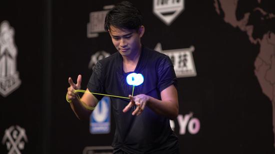 Yoyo Yang from China's Taiwan performs at the AP Division Final. /CGTN Photo 