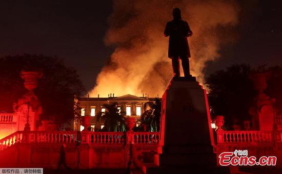 A massive fire raced through Brazil's 200-year-old National Museum in Rio de Janeiro, Brazil on September 2, 2018. (Photo/Agencies)