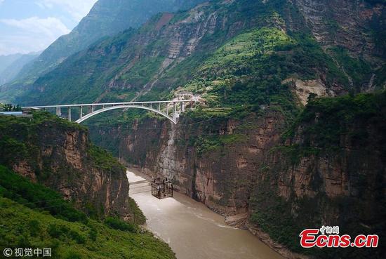 Sichuan builds bridges to replace ziplines in remote area 