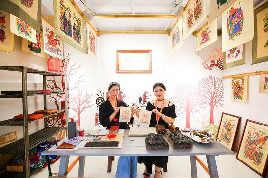 Young creators revitalize the traditional culture with new ideas. (Photo provided to chinadaily.com.cn)