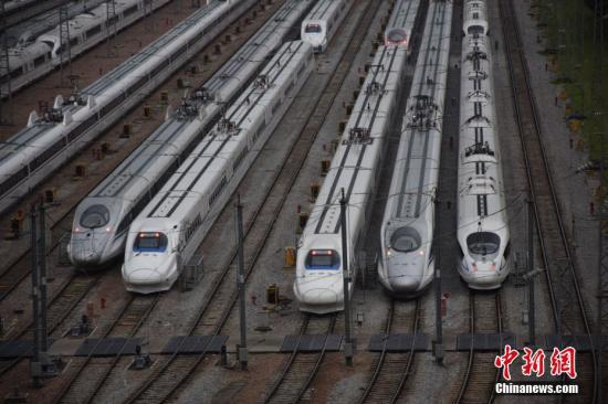 High-speed trains in Guangdong suspend services before Typhoon Mangkhut hits the province, Sept. 16, 2018. (Photo/China News Service)