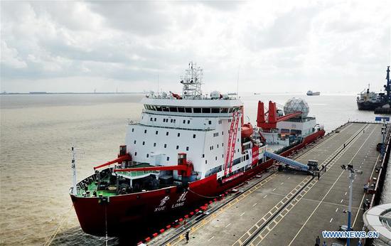 China's research icebreaker Xuelong is seen at a dock in east China's Shanghai, Sept. 26, 2018. Researchers on China's research icebreaker Xuelong returned to the home port in Shanghai Wednesday after finishing the country's 9th Arctic expedition which lasted for 69 days. (Xinhua/Fang Zhe)