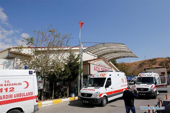 Photo taken on Oct. 5, 2018 shows the emergency center of the Aksaray Provincial hospital in Aksaray, Turkey. At least one Chinese tourist was killed and three others injured in a car accident in Turkey's central province of Aksaray on Thursday, the Chinese Embassy in Ankara said Friday. (Xinhua/Qin Yanyang)