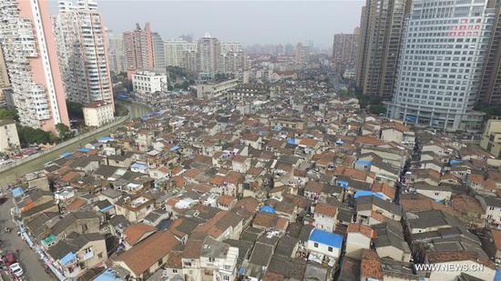 Aerial photo taken on Jan. 9, 2017 shows view of Zhangqiao, one of the largest shantytowns in Hongkou district, east China's Shanghai. (Xinhua/Ding Ting)