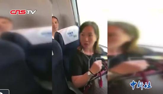 A woman takes another passenger's seat on a high-speed train and refuses to vacate it. (Photo/Screenshot on CNS TV)