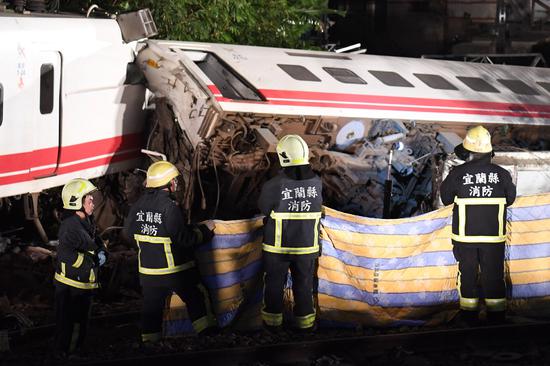 Photo taken on Oct 21, 2018 shows the train derailment site in Yilan County, East China's Taiwan. (Photo/Xinhua)