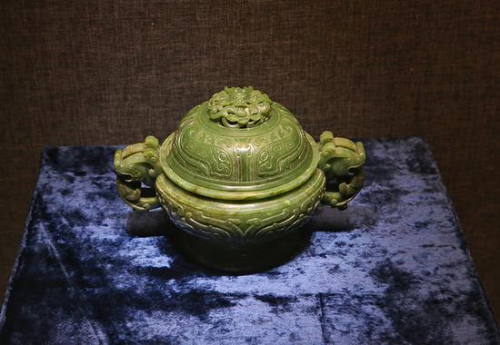 Exquisite Qing jade on display at the Summer Palace