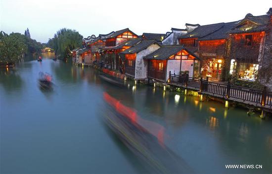 Photo taken on Nov. 6, 2018 shows the scenery of Wuzhen, east China's Zhejiang Province. The fifth World Internet Conference (WIC) is scheduled to run from November 7-9 in the river town of Wuzhen. (Xinhua/Cai Yang)