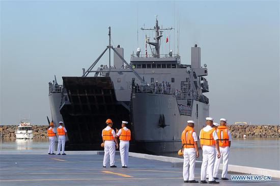 The Philippine Navy ship BRP Dagupan City arrives at the port in Manila, the Philippines, Nov. 8, 2018.(Xinhua/Rouelle Umali)