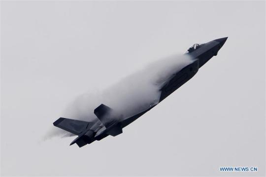 A J-20 fighter performs at the 12th China International Aviation and Aerospace Exhibition (Airshow China) in Zhuhai, South China's Guangdong Province, Nov. 11, 2018. The air show closed on Sunday. (Photo/Xinhua)