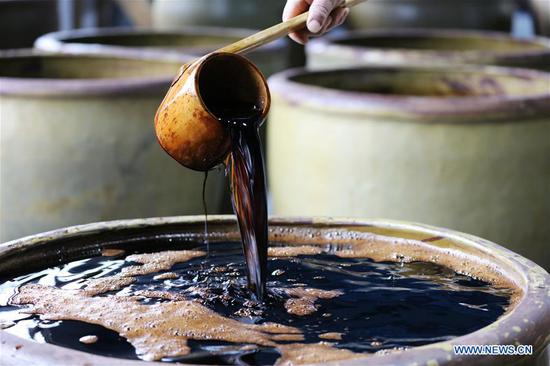 Traditional vinegar-making method maintained in Guizhou