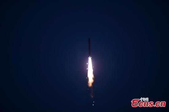 China sent Shiyan 6 satellite into space on a Long March 2D carrier rocket from Jiuquan Satellite Launch Center in Gansu province at 7:40 am on Tuesday, along with four micro satellites. (Photo: China News Service/ Wang Jiangbo)