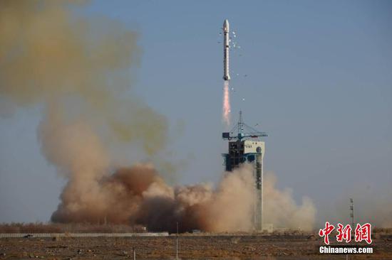 China successfully sent six atmospheric environment research satellites and a test communication satellite into orbit Saturday. (Photo/China News Service)