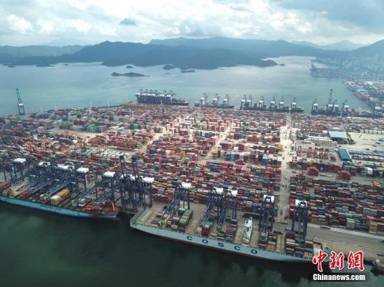 An aerial view of Shenzhen Yantian Port in Guangdong Province. (File photo/China News Service)