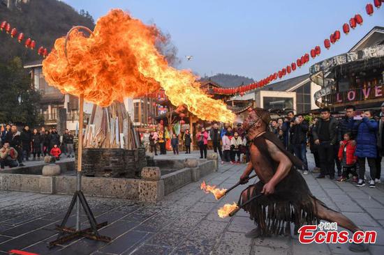 Fire stunt show in Wulingyuan scenic area