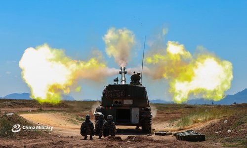 A PLZ-83 152mm self-propelled howitzer system attached to a brigade under the PLA 81st Group Army fires at mock target during a round-the-clock live-fire training exercise at an artillery training base in north China in late September, 2018. (Photo/eng.chinamil.com.cn)

