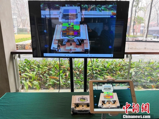 Night-vision drones will be used for campus patrolling as part of China's first trial 5G wireless network on a college campus in the Huazhong University of Science and Technology in Wuhan, Hubei Province. [Photo: Chinanews.com]