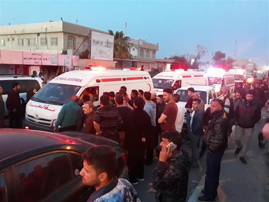Ambulances arrive at a hospital after the ferry sinking in Mosul, Iraq, March 21, 2019. The death toll of the ferry sinking incident in Tigris River in Iraq's northern city of Mosul on Thursday rose to 93, most of them women and children, the Interior Ministry said. (Xinhua)