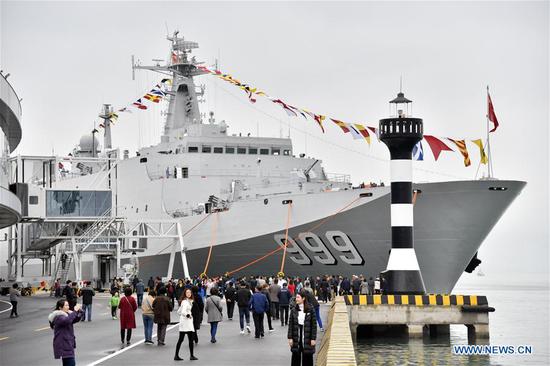 Warship open day event held in Qingdao
